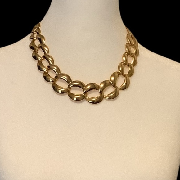 Napier Jewelry Vintage Napier Gold Chain Collar Necklace 98s